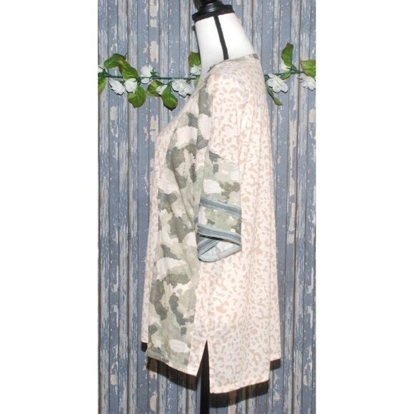 NWT Cato Est. 1946 Ladies T-Shirt Top Size L Camouflage SS Stretch Yellow Green - Picture 4 of 8